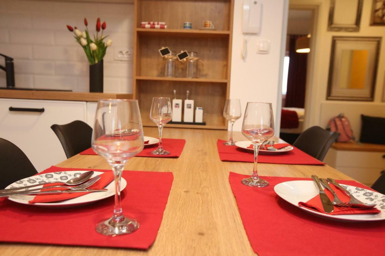 דירות לוזובאק Apartman Delux Brkic מראה חיצוני תמונה
