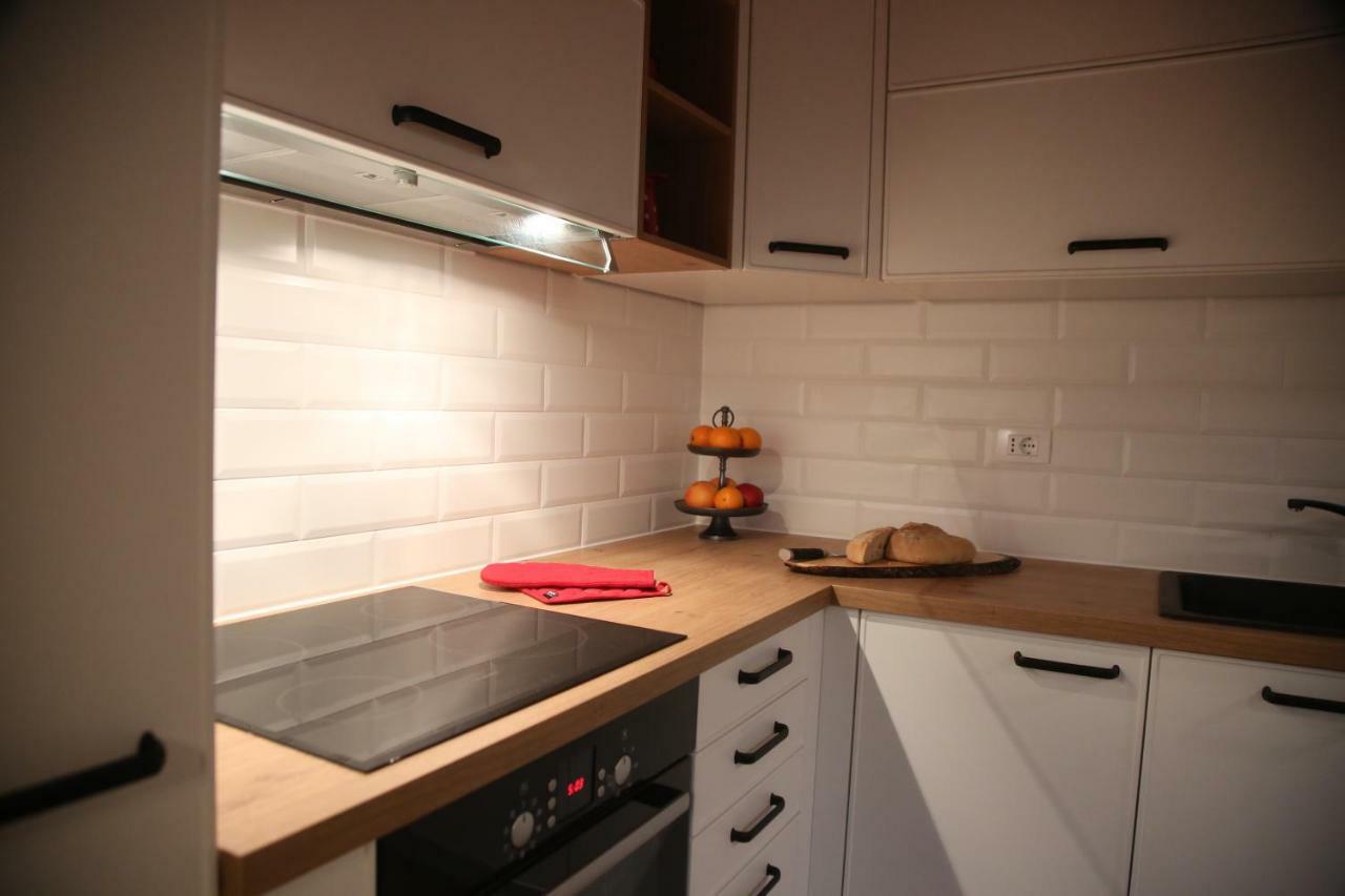 דירות לוזובאק Apartman Delux Brkic מראה חיצוני תמונה